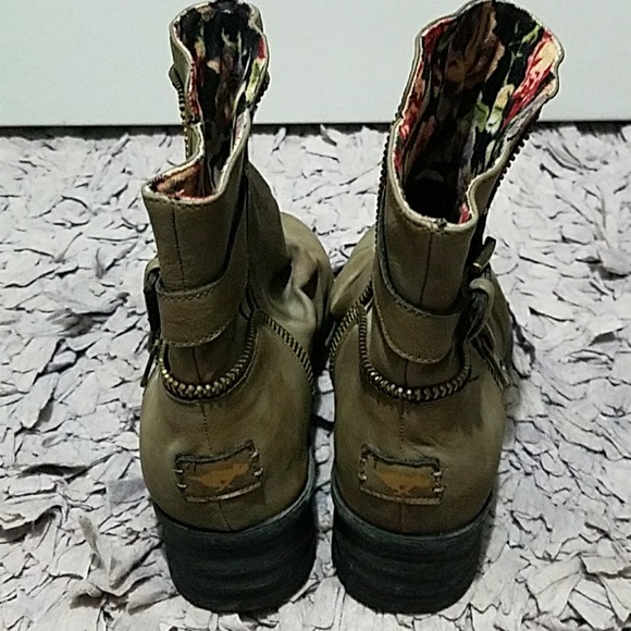 Rocket Dog Moto boots Ankle Booties Womens Size 11 - Picture 3 of 5